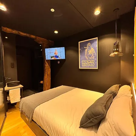 Гостьовий будинок Rock&rooms 3*