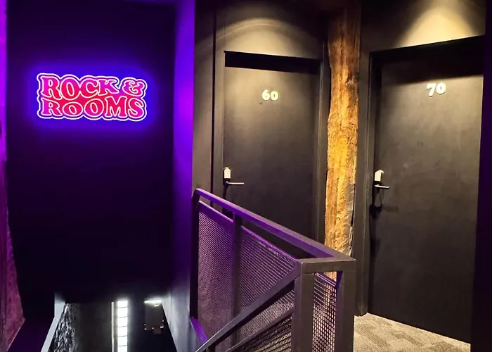 Гостьовий будинок Rock&rooms 3*